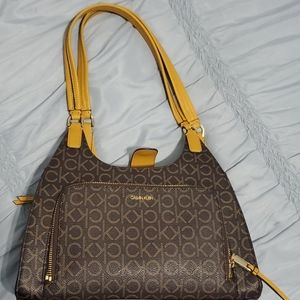 Calvin Klein Ava signature tote